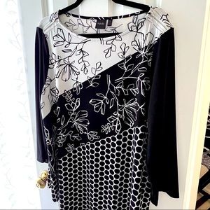 Rafaella XL top with zippers at neck and angled bottom